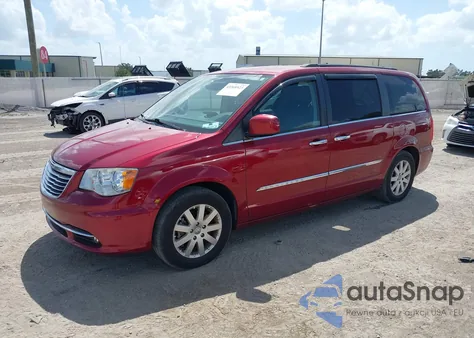 2014 Chrysler Town & Country Touring z USA, uszkodzony, nr VIN 2C4RC1BG0ER454924